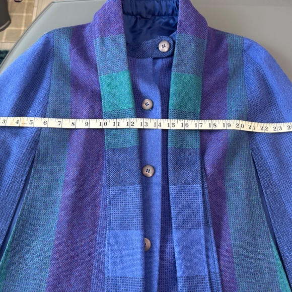 Vintage Gorgeous Irish 100% Pure New Wool Cape - Picture 3 of 16